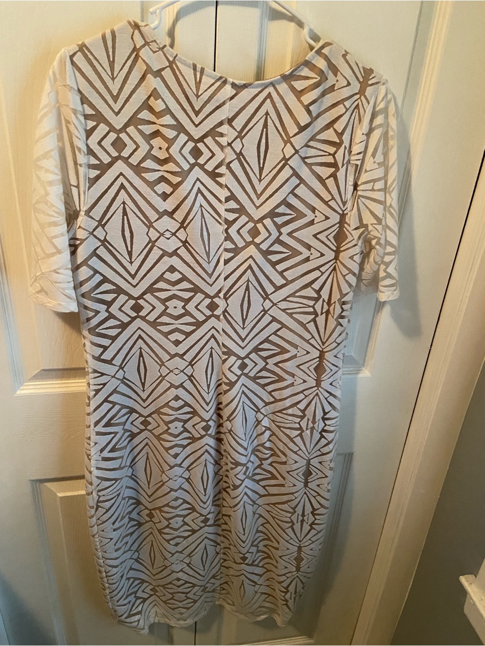 Apt. 9 Beige and White Geometric Midi Dress - Picture 4 of 6